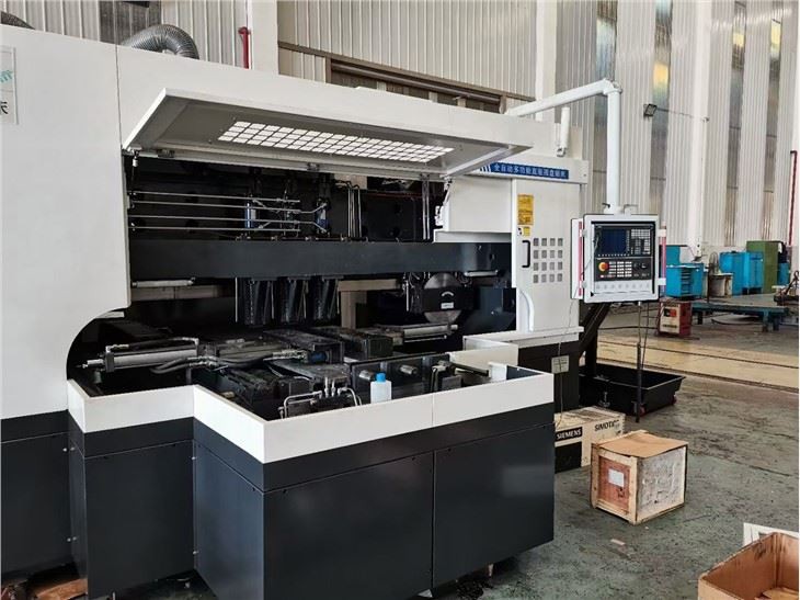Xaiv Peb Thiab Xaiv Cov Yav Tom Ntej CNC Steel Sawing Thiab Milling Tshuab
